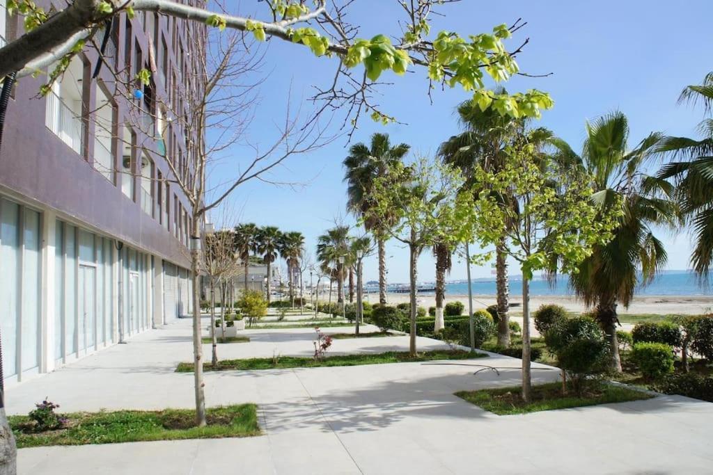 Merville_beachfront * Durrës