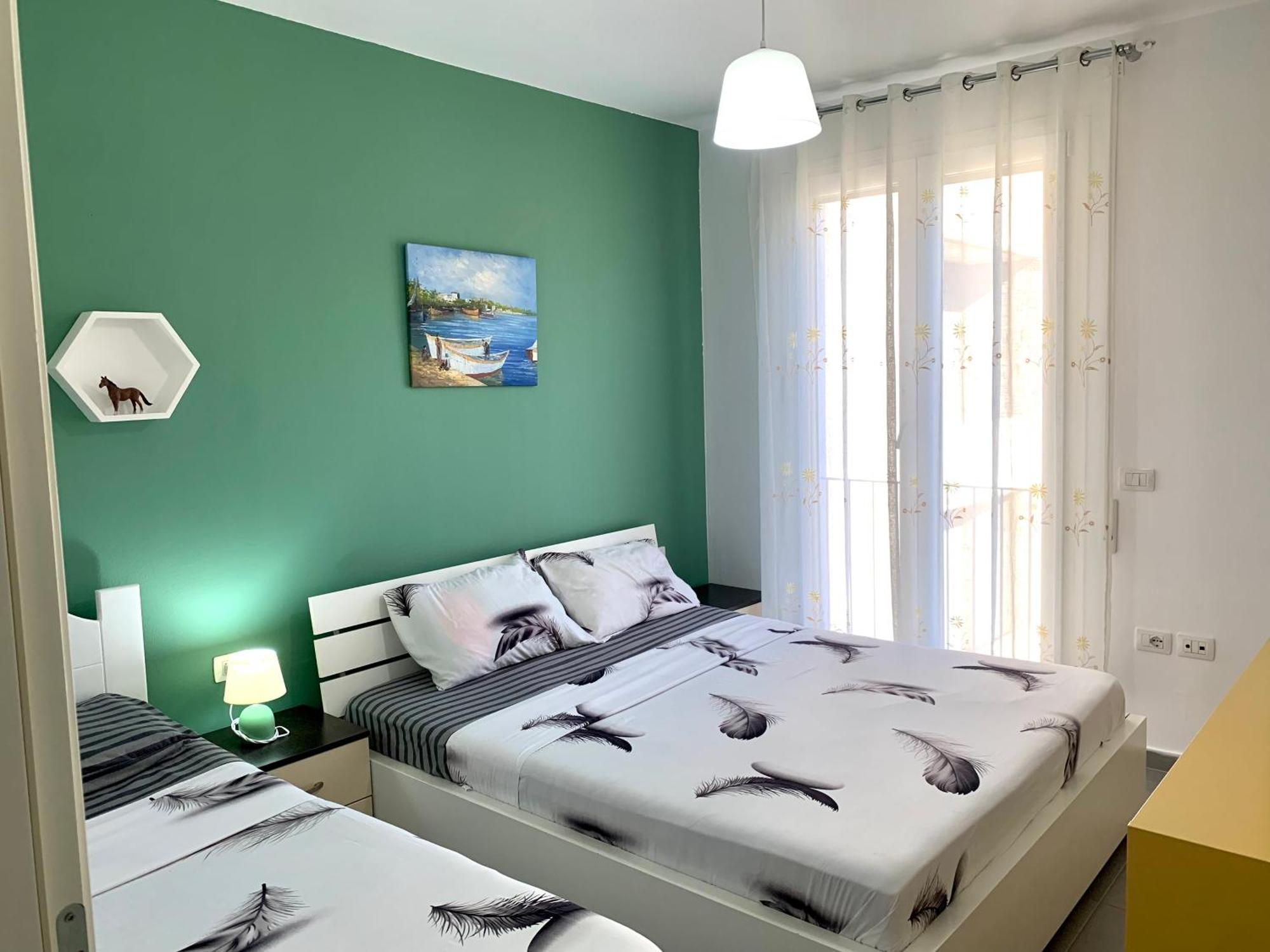 Merville_beachfront * Durrës